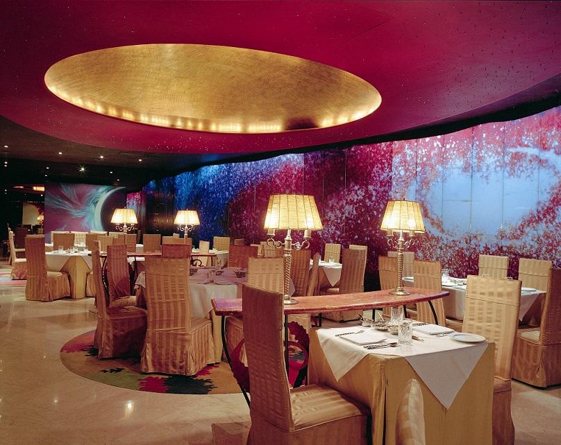 होटल The Park 5*