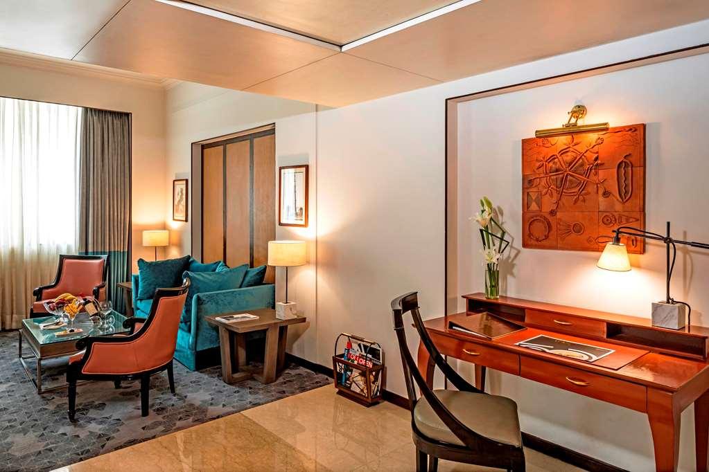 The Park 5* Kolkata