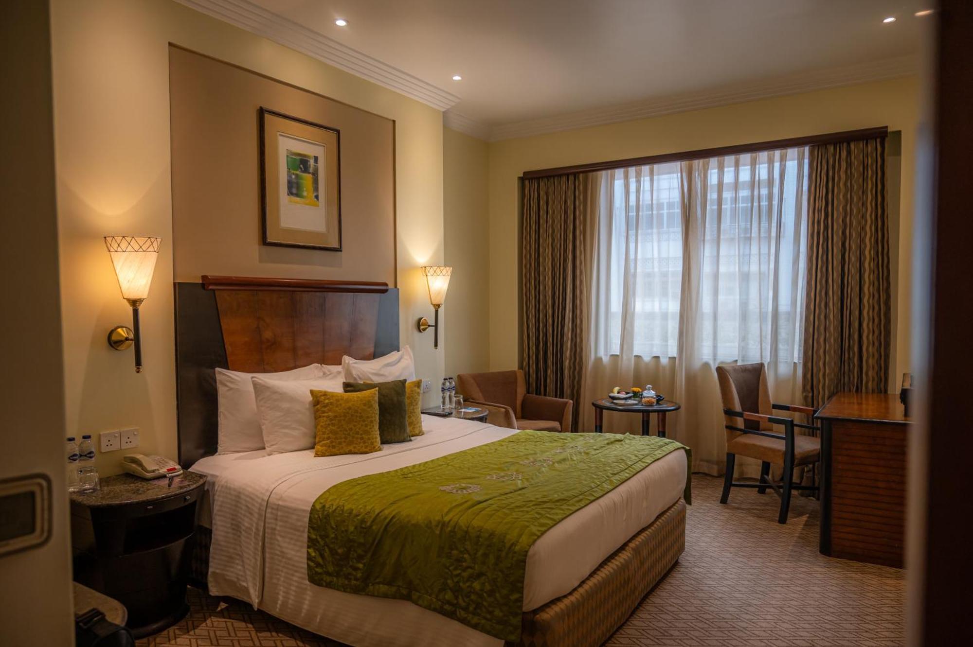 Hotel The Park Kolkata